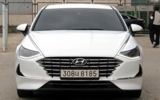 현대차중고차사이트 쏘나타 하이브리드 (DN8) 프리미엄 플러스 매물 사진 14 - 2022/07 96,344km